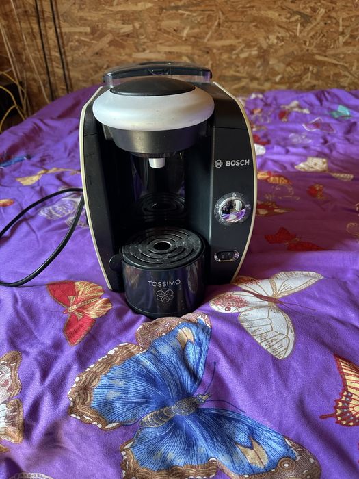 Se vinde/ Aparat de Cafea / Aparat de Fructe