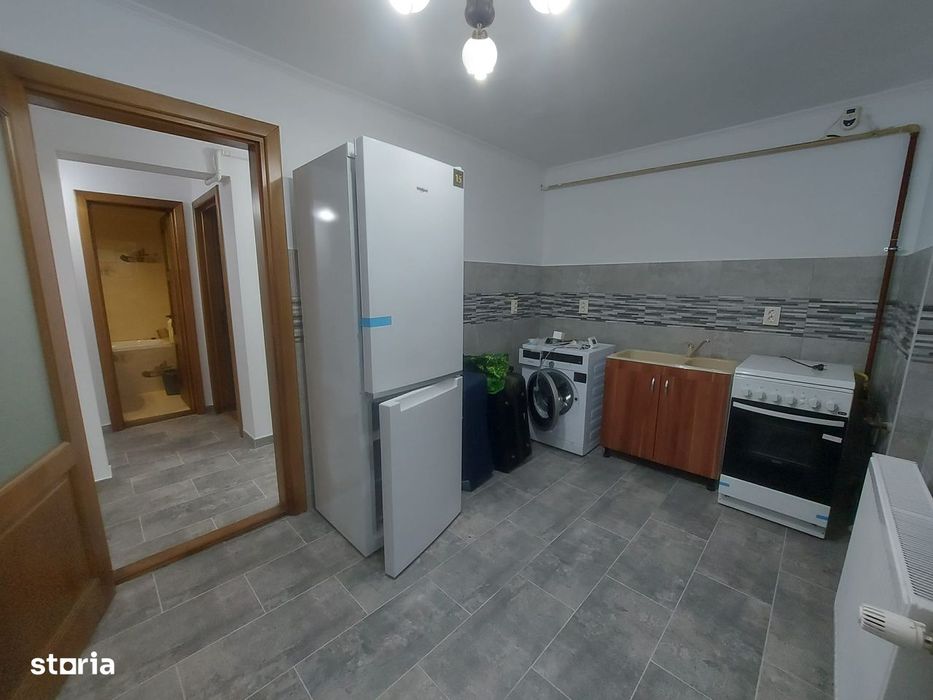 Vanzare apartament 3 camere decomandat, zona micro 6 Targoviste