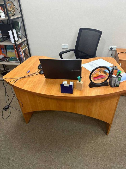 Офисная мебель б/у