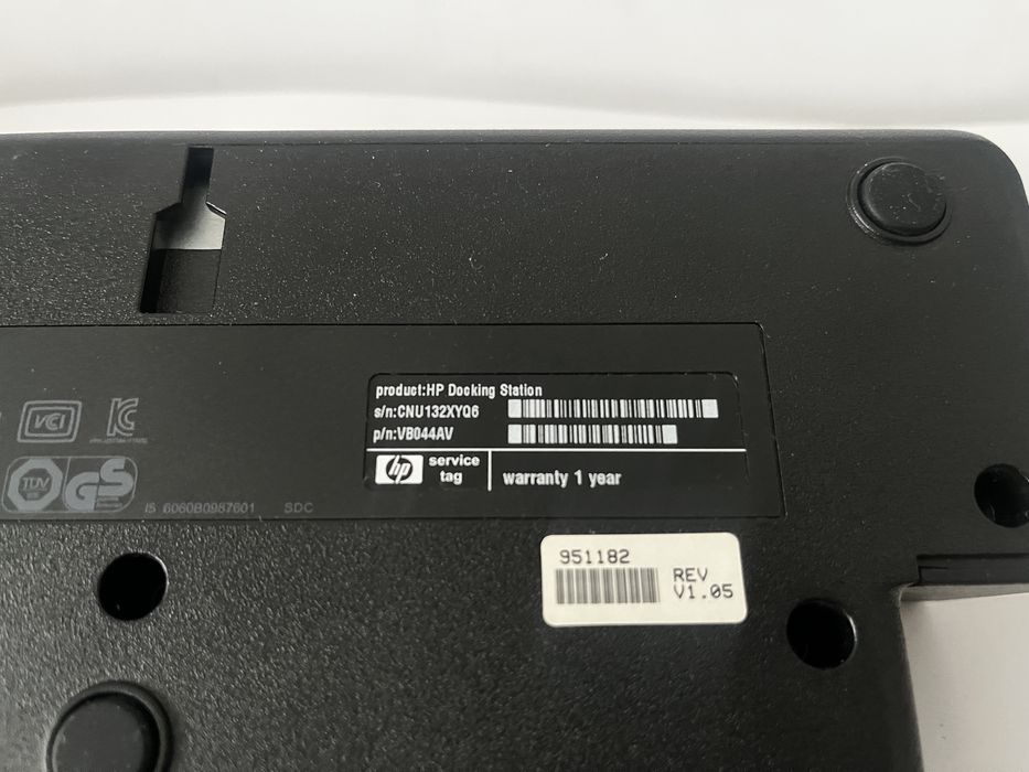 Продава монитор Dell 1905FP