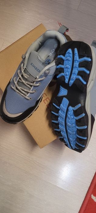 Нови туристически обувки размер 37