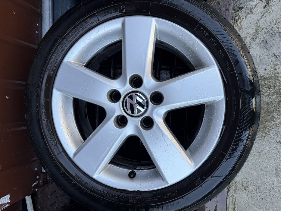 Vand jante cu tot cu caucuciuri