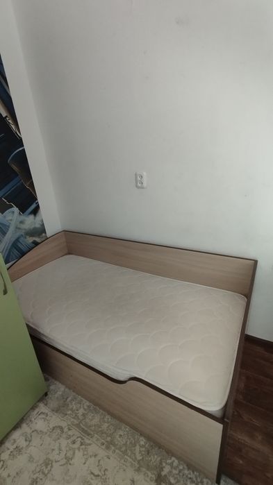 односпальная кровать