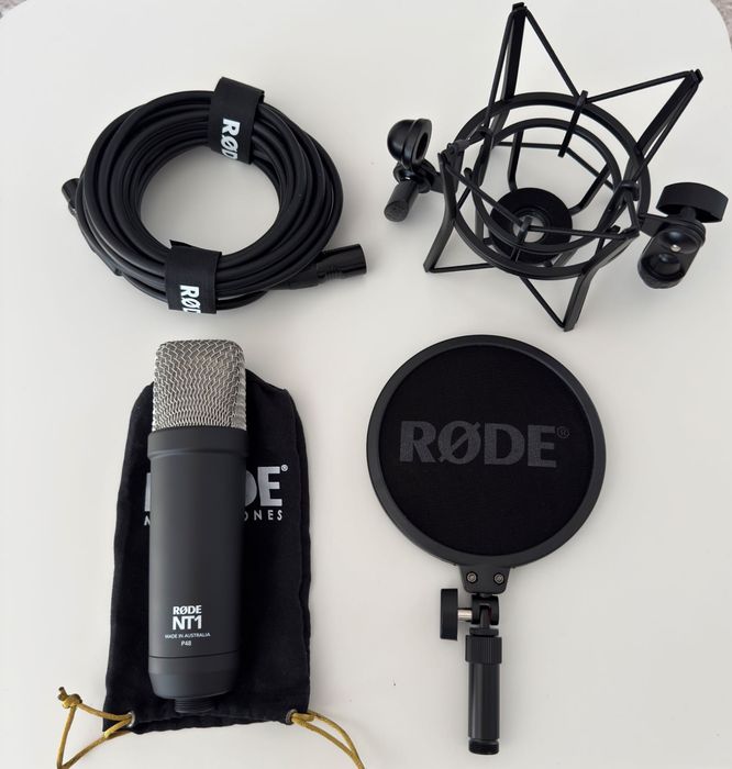 Microfon de studio/podcast Rode NT1 Signature