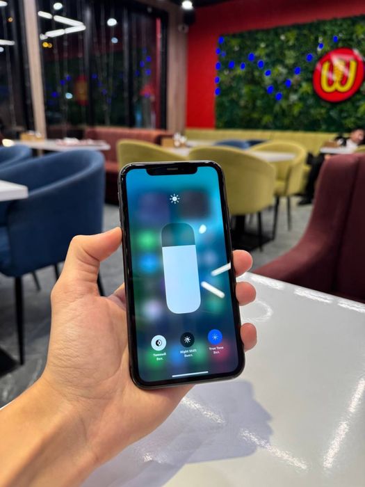 Продам срочно iPhone 11 128GB