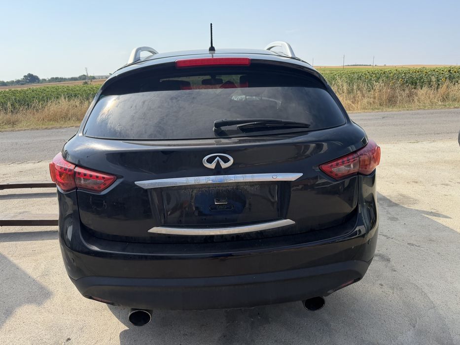Infiniti QX70 3.0d  2014g