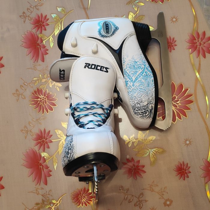 Продам Коньки Roces