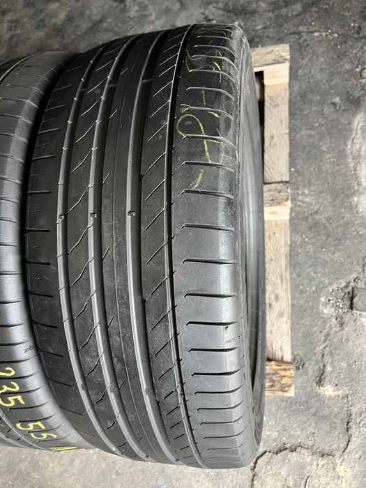 2 anvelope vara 235/55/18 , Continental , 5.5 mm