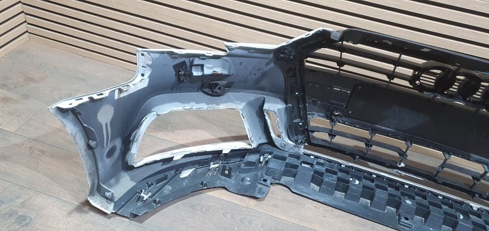 Audi A3 8v3 8v4 bara fata S line face lift grila capota radiator Sline