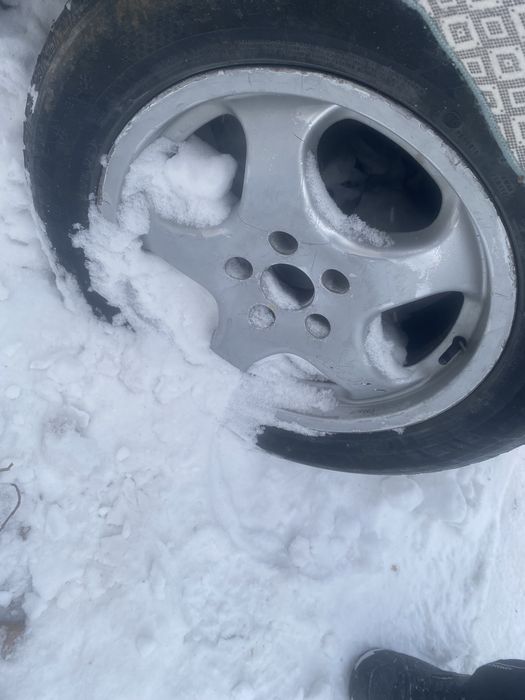 Покрышка с титанка R16