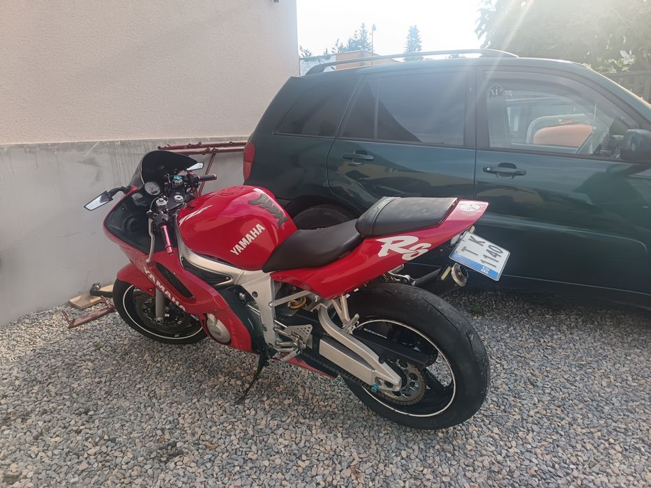 Продавам Yamaha R6