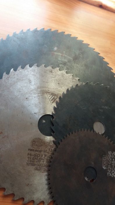 продам своё пилы фрезы и ресмусные ножи только своё уже не