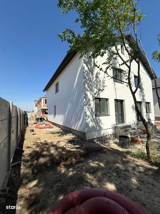 Casa Duplex 4 Camere,si Mansarda Str Dantelei Bragaditu