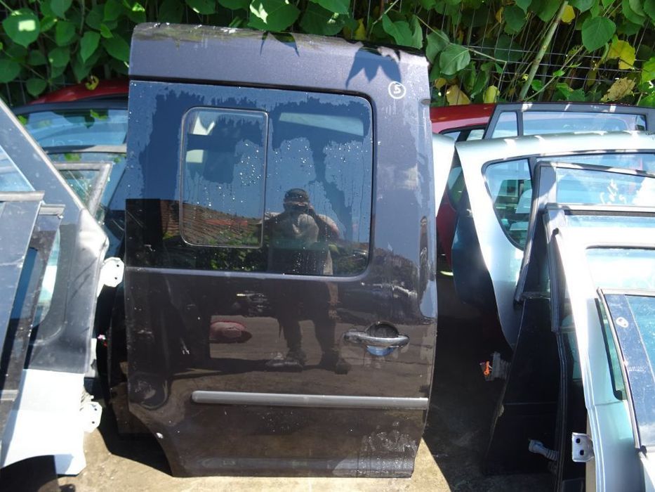 Vand Usa Culisanta Volkswagen Caddy din 2008 volan pe stanga fara rugina fara lovituri