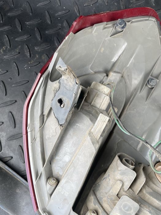 Задние фонари субару