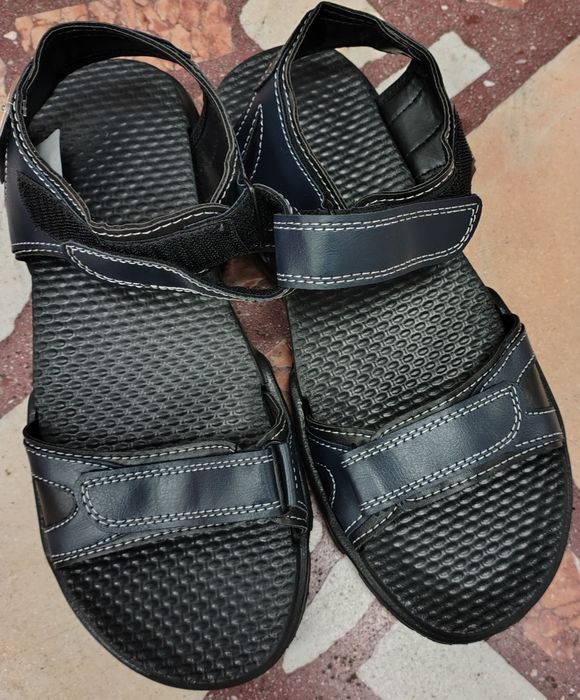 Sandale din piele