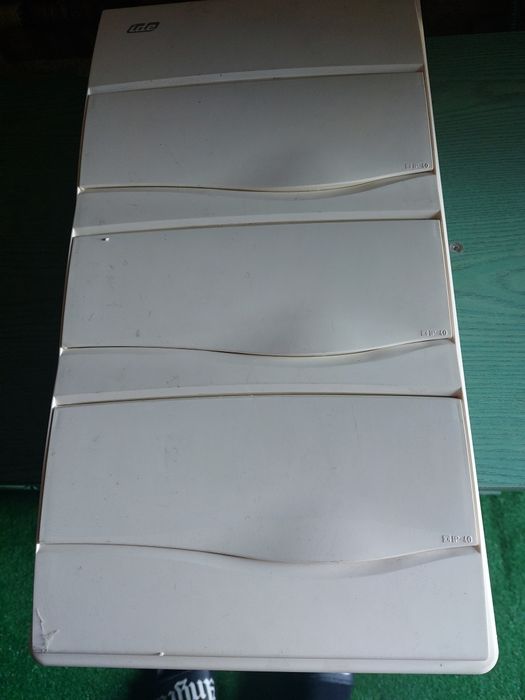 Vând tablou electric