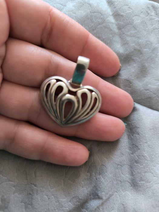 Сребърен медальон сърце