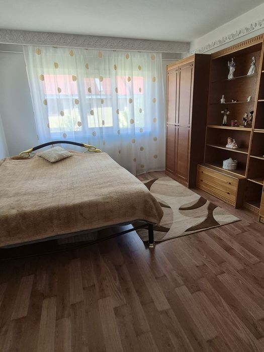 De închiriat apartament