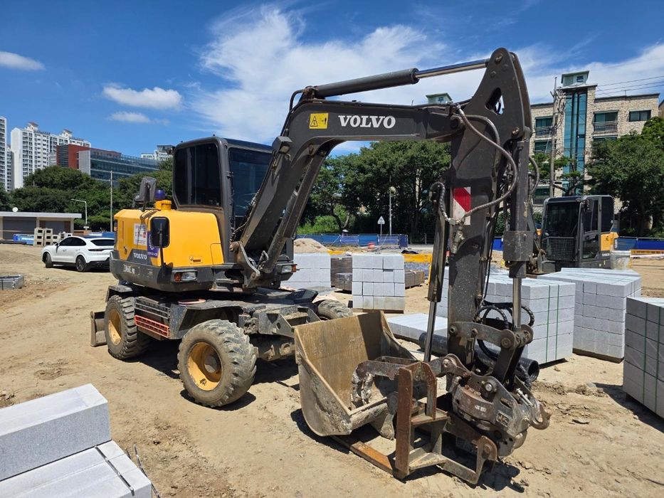 Мини экскаватор малятка