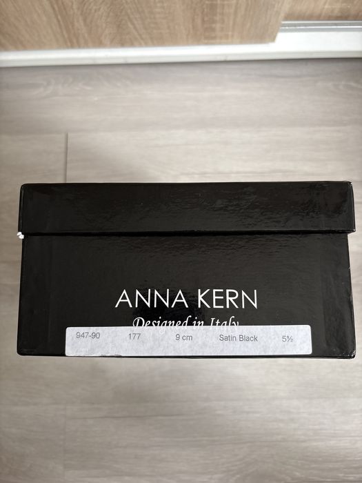 Anna Kern дамски токчета