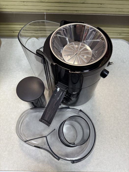 Сокоизтисквачка Moulinex JU370810