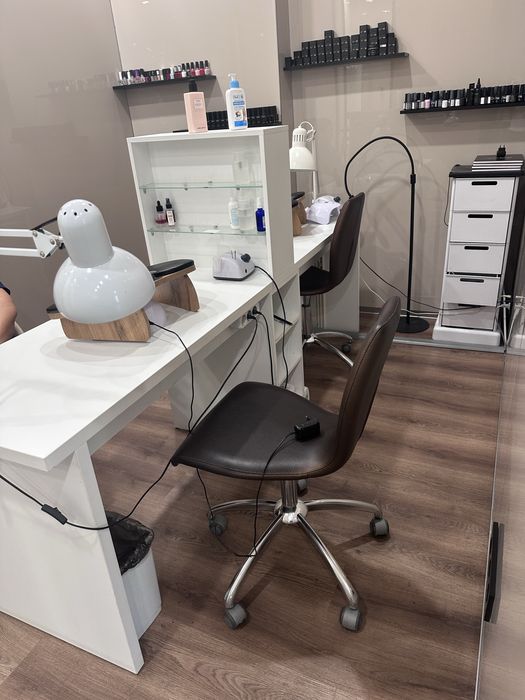 Маникюрный стол для двух мастеров