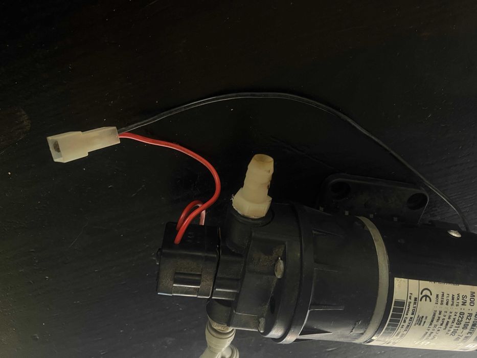 автоматична водna poma Flojet