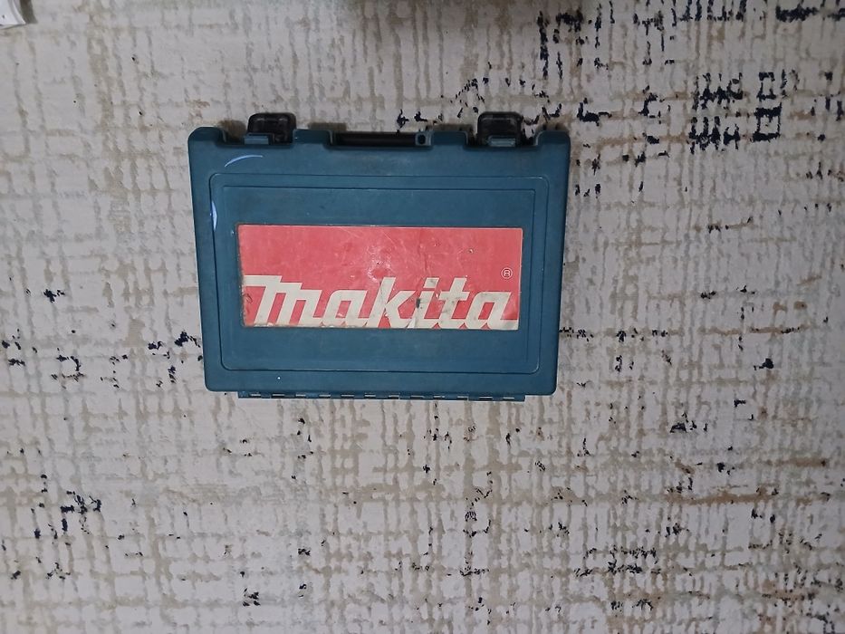 Продам перфоратор