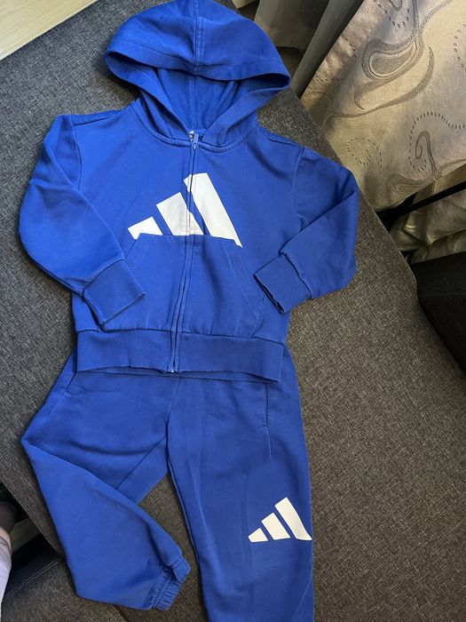 Детски Комплект adidas за момче 104/3-4г