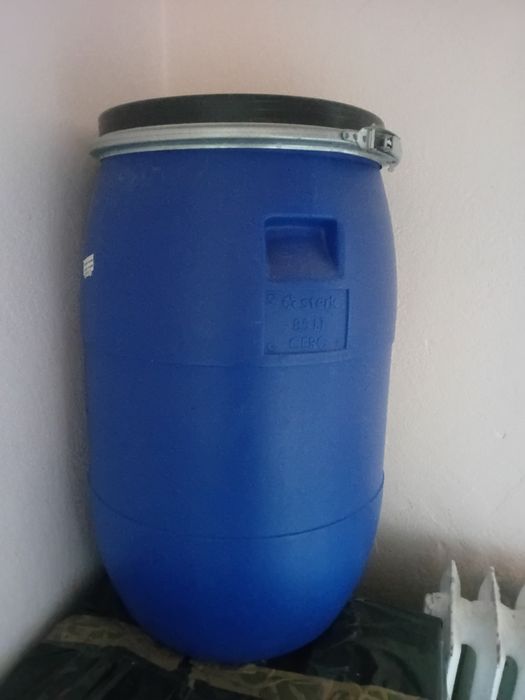 BUTOI i varza 100 kg.  Folosit t o singura data .  Negociem la prețul