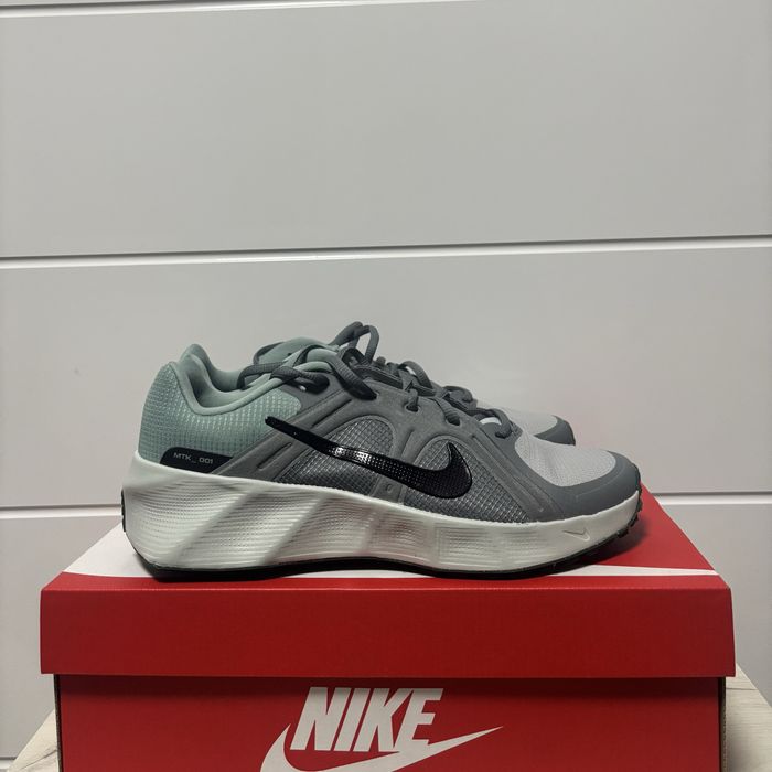 M Nike Metro Tek обувки
