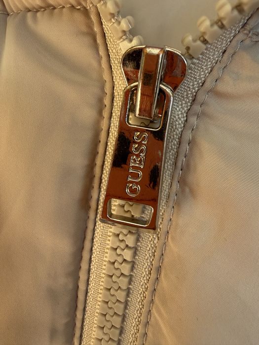 Дамско зимно яке Guess