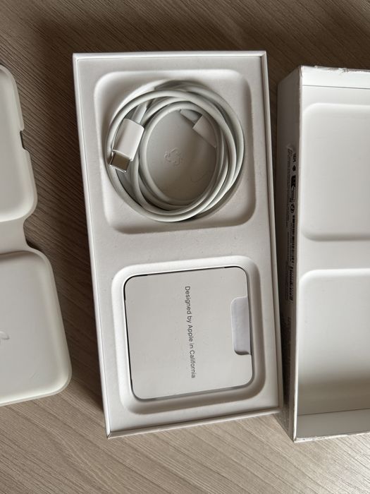 Apple MagSafe Duo Charger