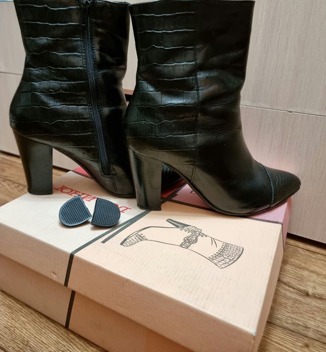 Осенние полусапожки Юничел