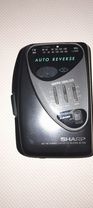 Продам кассетный плеер SHARP.