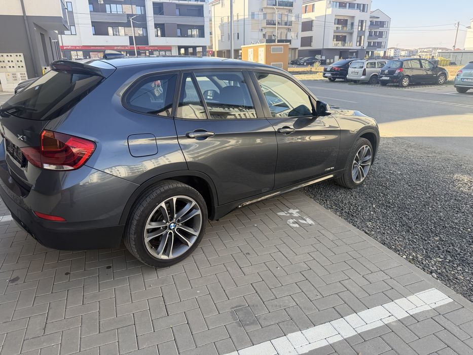 BMW X1 2013 — imagine 3