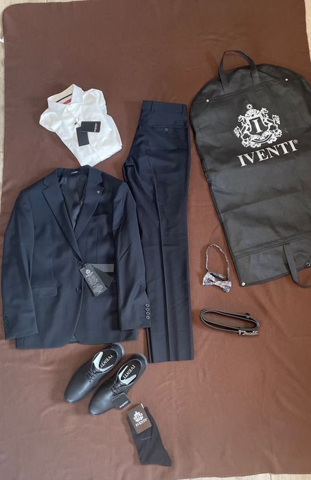 Чисто нов костюм