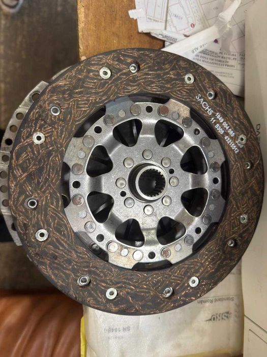 KIT AMBREIAJ gama vag 1.8T (nou nemontat) + volanta masa dubla (passat B5.5)