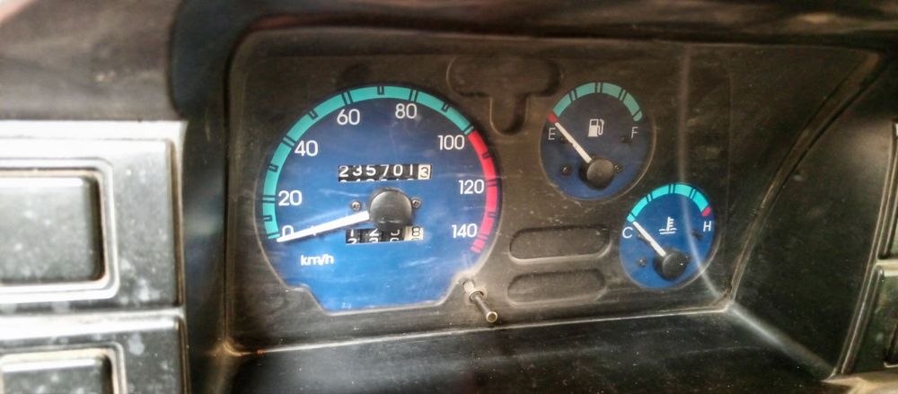 Damas Oq rang 2020 GBO Metan  bor