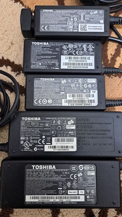 Alimentator incărcător laptop diferite marci si modele