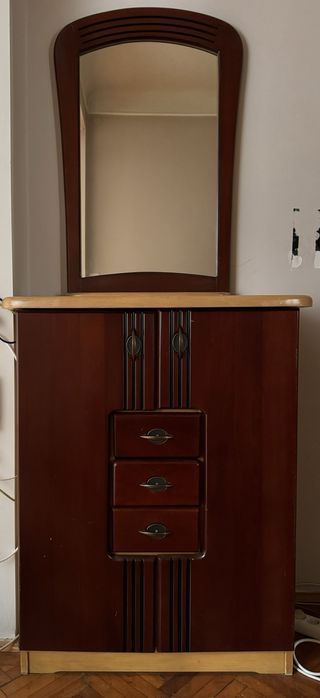 Mobila veche lemn (pat/sifonier/comoda oglinda)