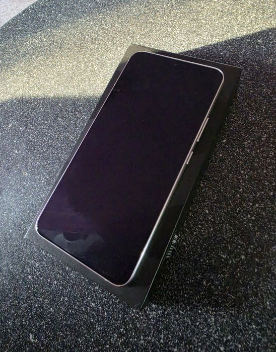 Продам Samsung s22 +