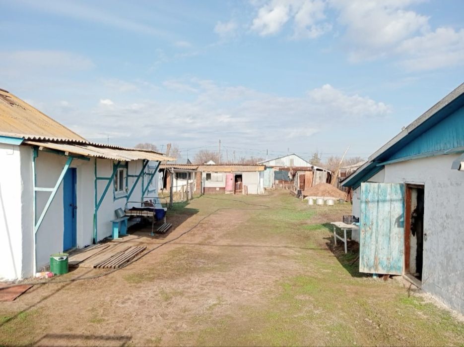 Продается дом в пос. Аксуат Теректинского района