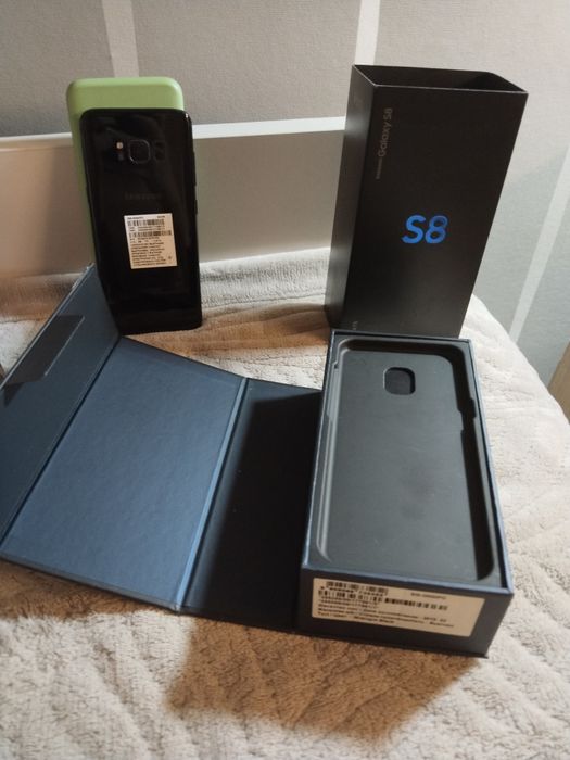 Продам Samsung s8