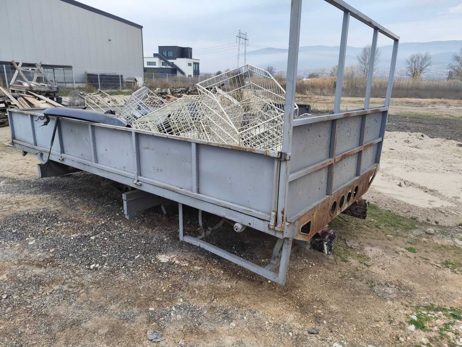 продавам каросерия за бус 380/210