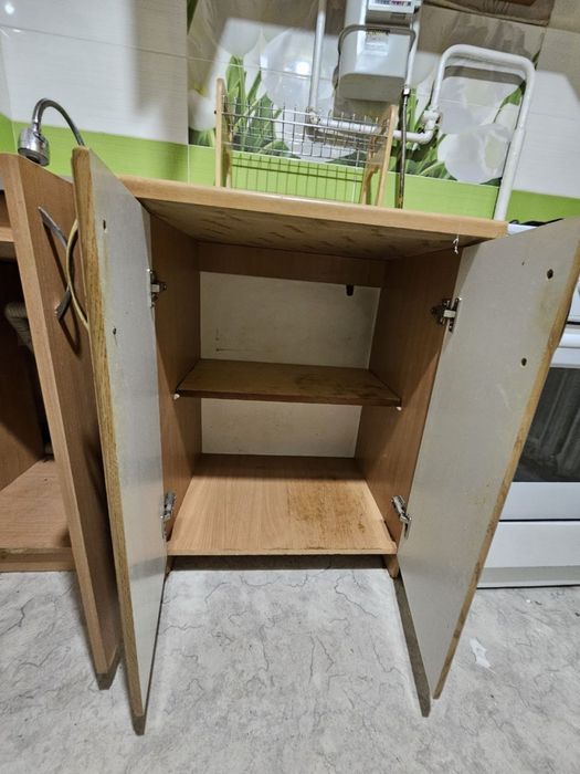 Отдаем бесплатно кухонные шкафы
