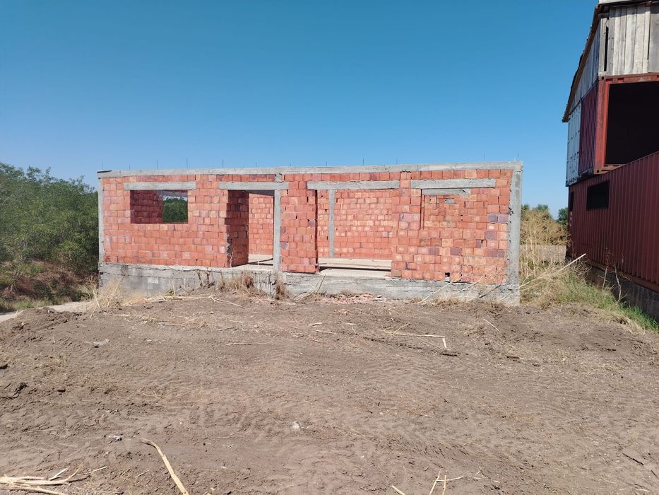 Vând proiect in dezvoltare lângă Arad