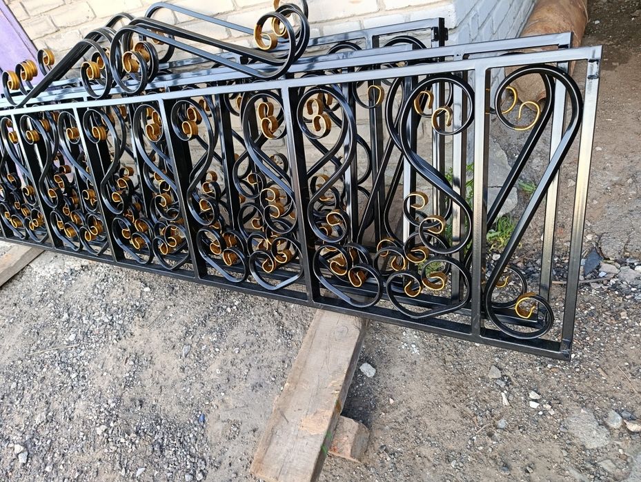 Оградки и Мазары