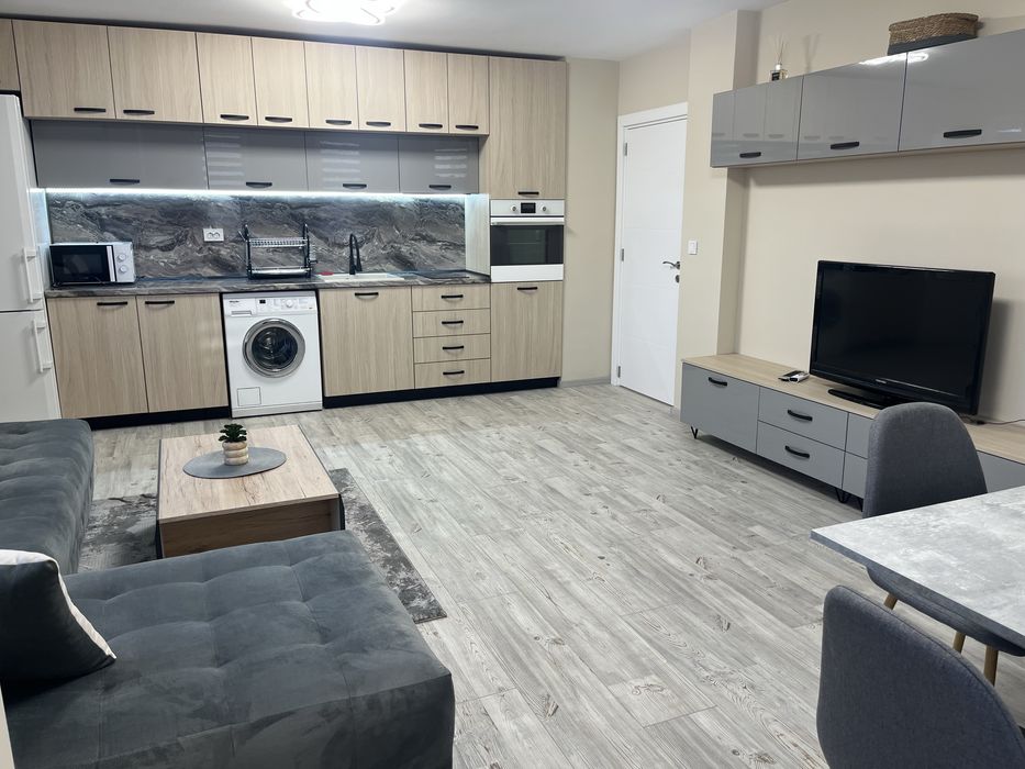 Дава се под наем Двустаен апартамент в Пазарджик, Младост - 67 кв.м за 306 € - Снимка #3